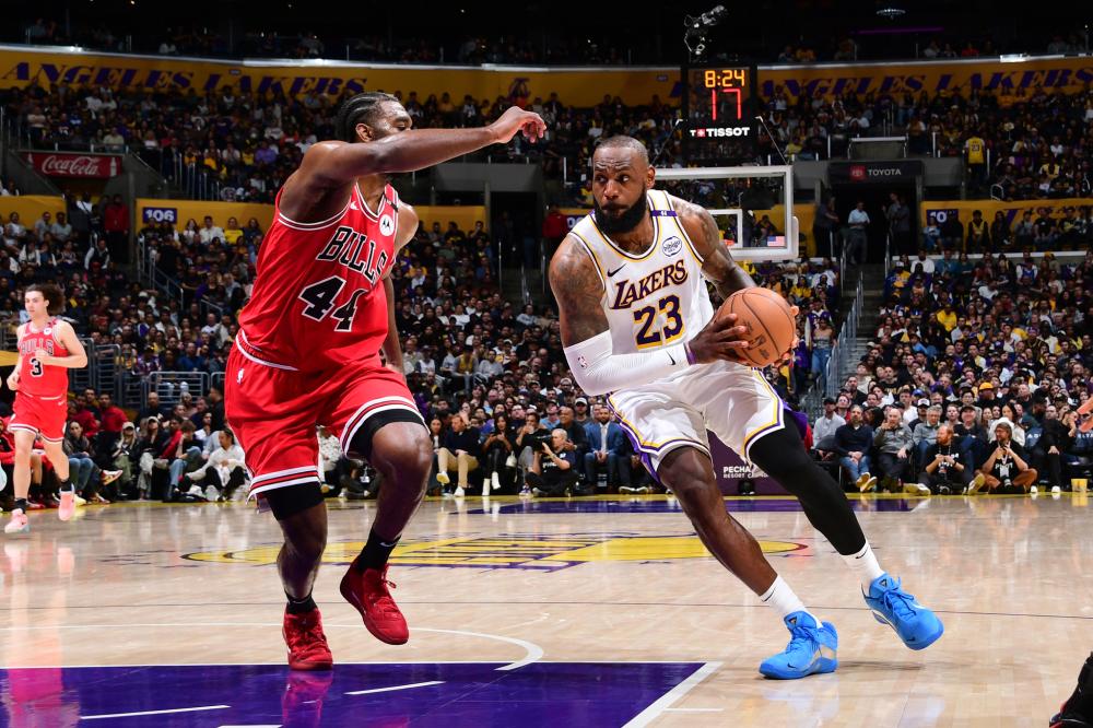 纳什维尔2-1迈阿密国际，梅西世界波，瑟里奇点射，鲍尔破门